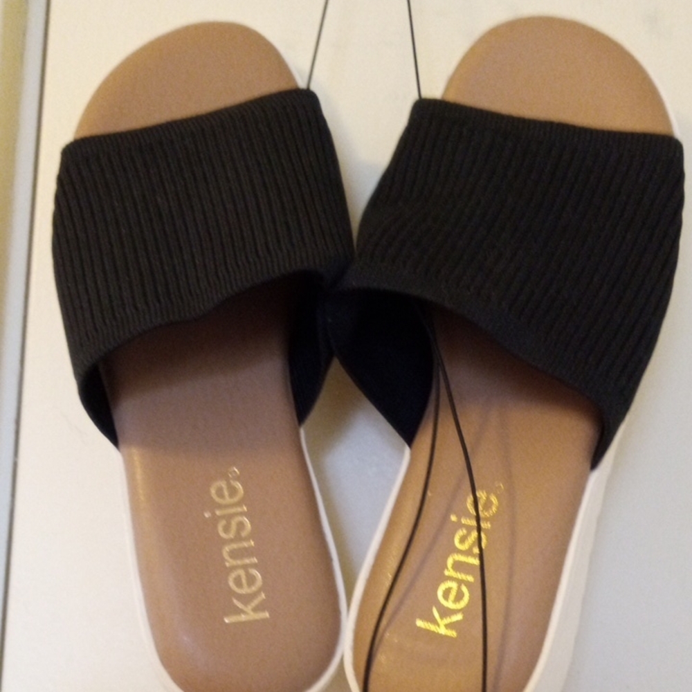 Brand New KENSIE Slide Sandals